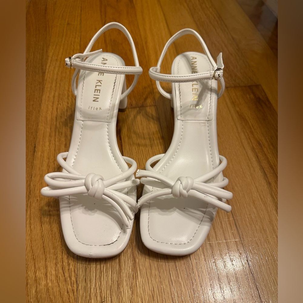 Anne Klein White Knot-Detail Strap Heels